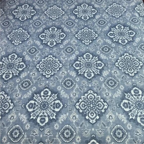 Pottery Barn Giovanna Medallion Percale KING Duvet Cover Blue 108x92 – Pre-Owned - Picture 4 of 11